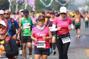 BIB: 45987, 40127
                            <button type="button" onclick="openModal(9904910)" class="btn btn-primary btn-sm float-right btn-popup" data-toggle="modal" data-target=".modal-high-quality">
                        <i class="fas fa-shopping-cart"></i> Add to Cart
                    </button>
                                            <button type="button" onclick="isThisMe(9904910, true)" class="btn btn-success btn-sm float-right btn-popup btn-isme hidden" data-toggle="tooltip" data-placement="bottom" title="นี่คือรูปของคุณใช่ไหม คลิกที่นี่เพื่อเอาเข้าอัลบั้ม">
                        <i class="fas fa-plus"></i> Add to album
                    </button>
                    <button type="button" onclick="isThisMe(9904910, false)" class="btn btn-warning btn-sm float-right btn-popup btn-isnotme hidden">
                        <i class="fas fa-ban"></i> Remove from album
                    </button>